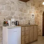 Mare דירה Skinária