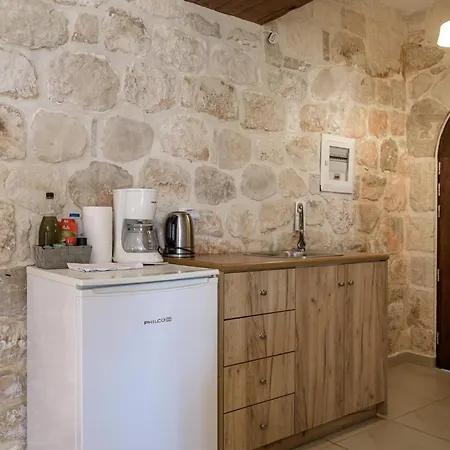 Mare Apartment Skinária